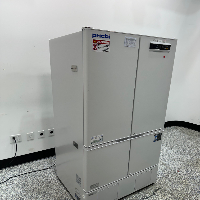 PHCBI Pharmaceutical Refrigerator image 1